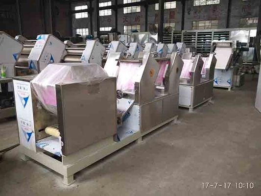 China Die feine getrocknete Linie der Mehl-Nudel-Multifunktionsteigwaren-maschinellen Bearbeitung fournisseur