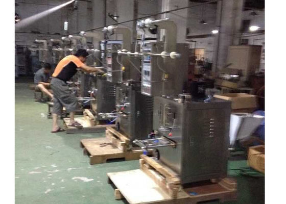 China Würzen Sie Kissen-Pulver-Verpackungsmaschine PET/pp. Verpackungsmaterial-elektrisches gefahren fournisseur