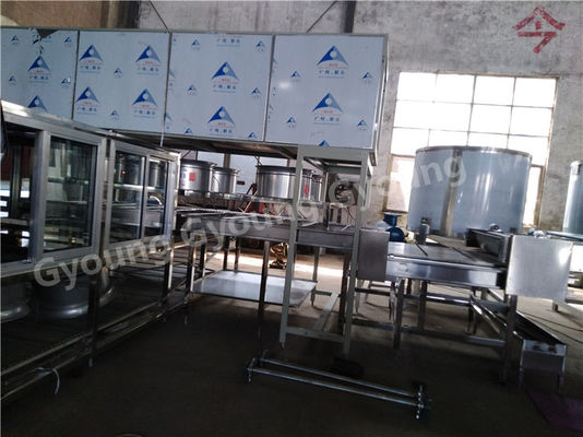 China Sofortige Nudel Arbeit Stalbe, die Maschine mit PLC-Steuerverschleißfestigkeit herstellt fournisseur